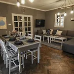 شقة Bed & Badacsony Badacsonytördemic