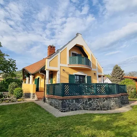 Bed & Badacsony Apartament *