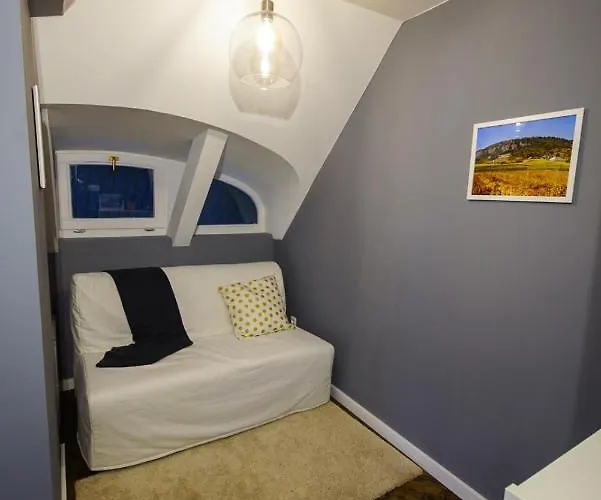 Bed & Badacsony شقة Badacsonytördemic